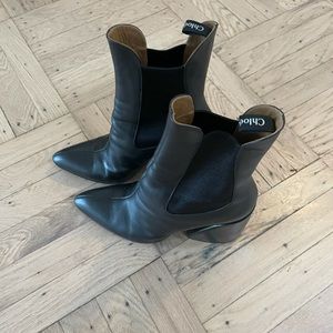 Chloe heeled wave Chelsea leather ankle boots